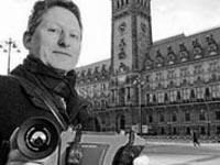 Bert Jenner thermografiert das Hamburger Rathaus
